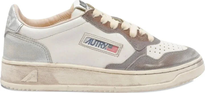 Medalist leather sneakers