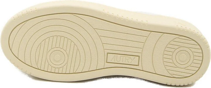 Medalist Logo Embroidered Platform Sneakers - Image 4