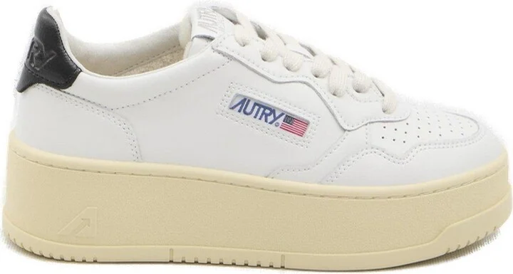 Medalist Logo Embroidered Platform Sneakers