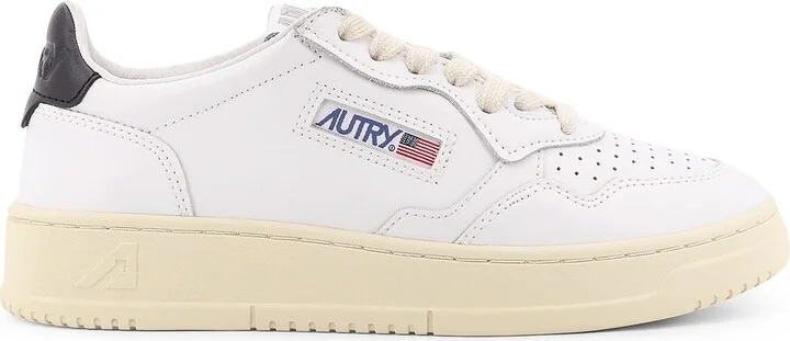 Medalist Low Leather Low-top Sneakers