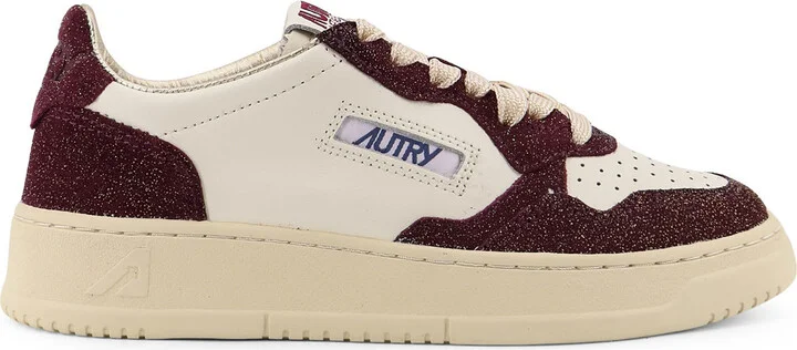 Medalist Low Leather Low-top Sneakers