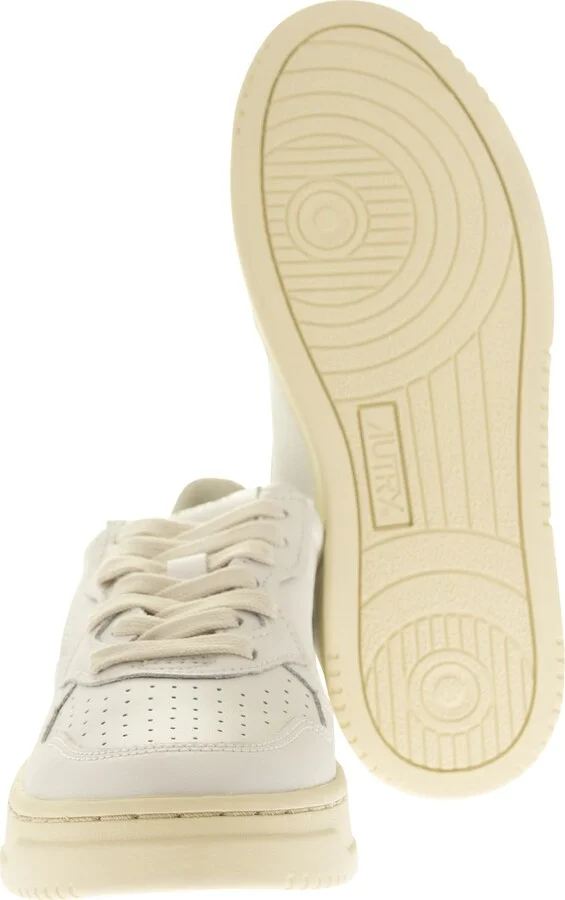 Medalist Low - Leather Sneakers - Image 5