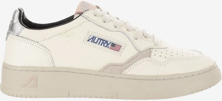 Medalist Low Leather Sneakers