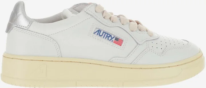Medalist Low Leather Sneakers