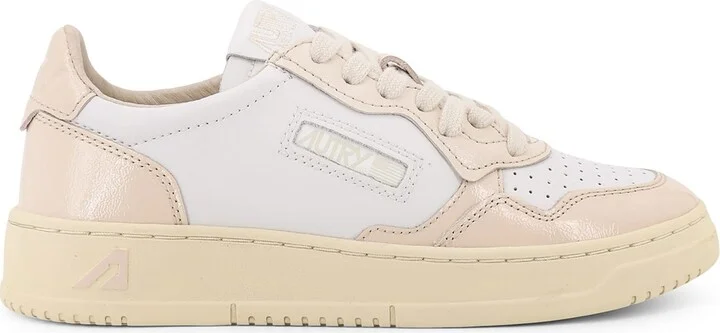 Medalist Low Low-top Leather Sneakers