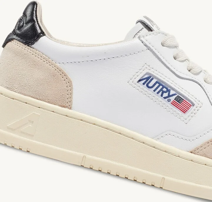 Medalist Low Sneaker - Image 6