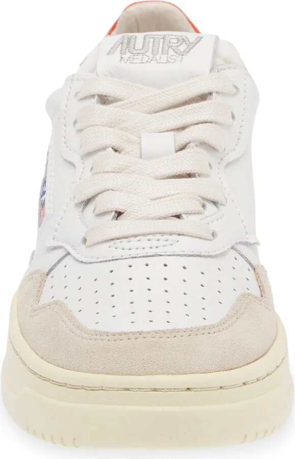 Medalist Low Sneaker - Image 4