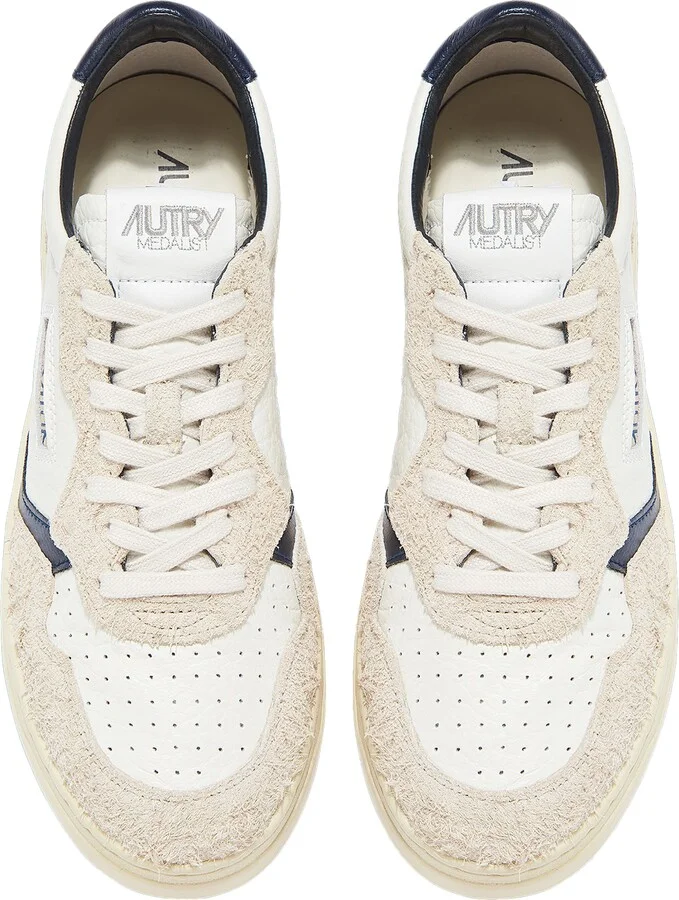 Medalist Low Sneaker - Image 3