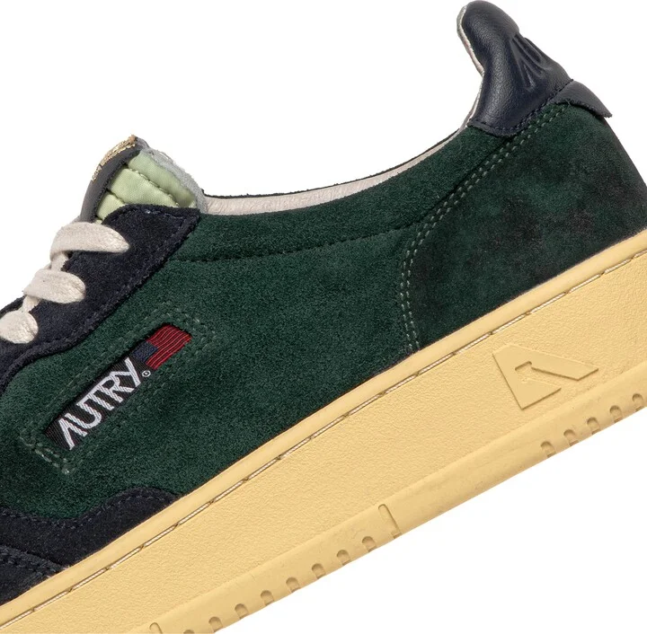Medalist Low Sneaker - Image 7