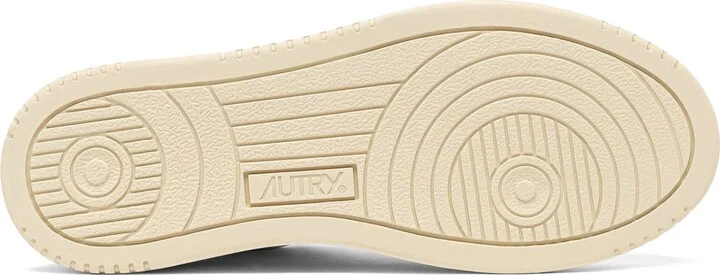 Medalist Low Sneaker - Image 4