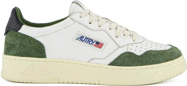 Medalist Low Sneaker - Image 3