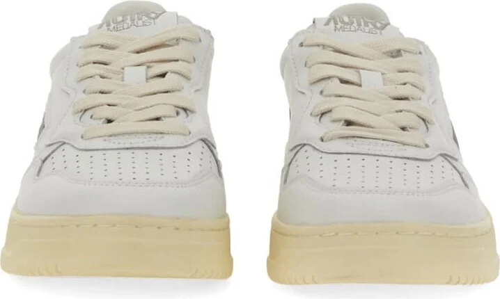 Medalist Low Sneaker - Image 5