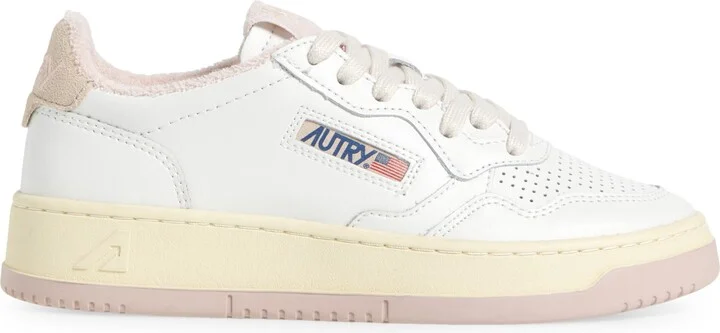 Medalist Low Sneaker - Image 3