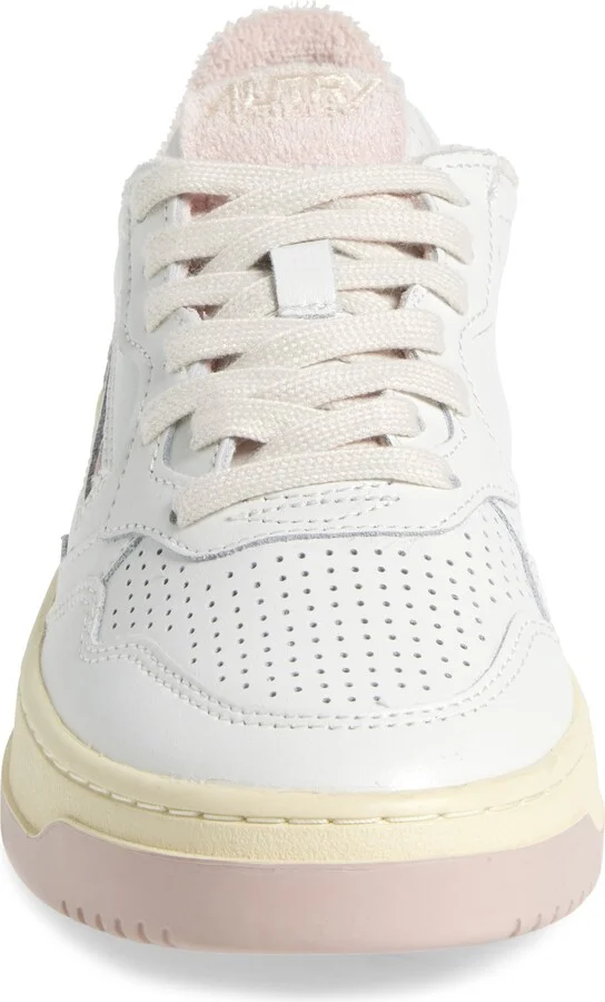Medalist Low Sneaker - Image 4