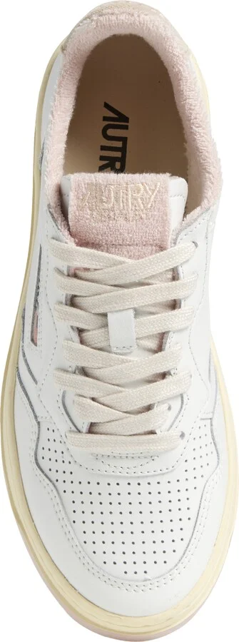 Medalist Low Sneaker - Image 5