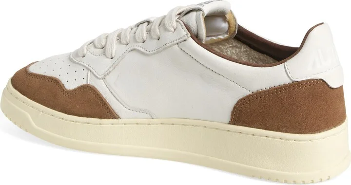 Medalist Low Sneaker - Image 2