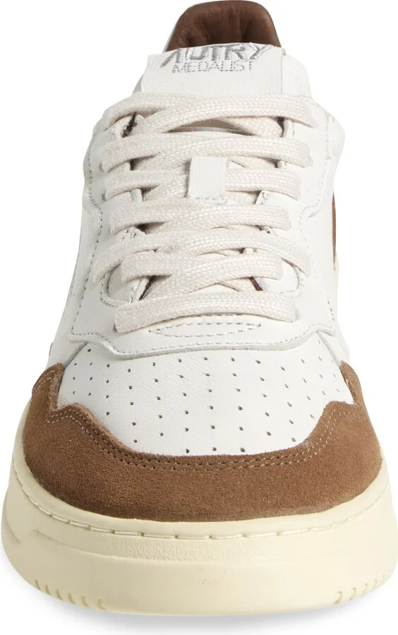 Medalist Low Sneaker - Image 4