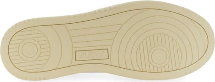 Medalist Low Sneaker - Image 3
