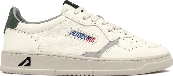 Medalist Low Sneaker - Image 3