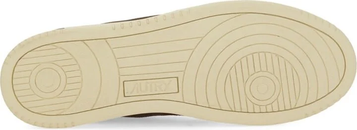 medalist Low Sneaker - Image 5