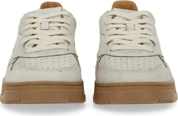 medalist Low Sneaker - Image 4