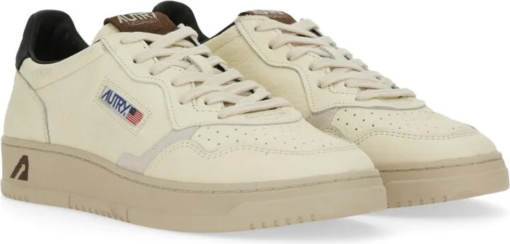 medalist Low Sneaker - Image 2