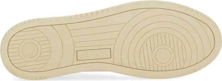 medalist Low Sneaker - Image 5