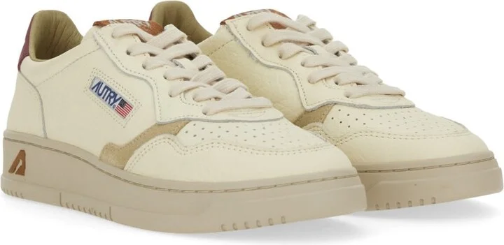 Medalist Low Sneaker - Image 2