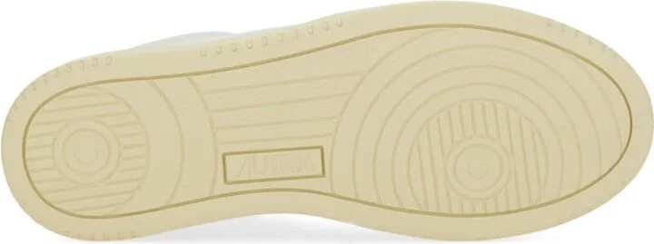 Medalist Low Sneaker - Image 5