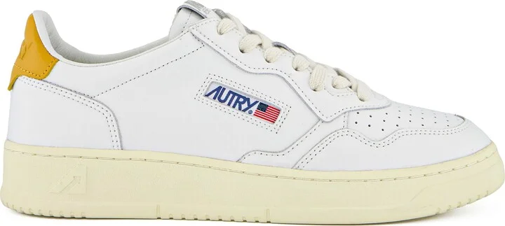 Medalist Low Sneaker - Image 3