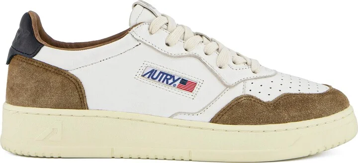 Medalist Low Sneaker - Image 3