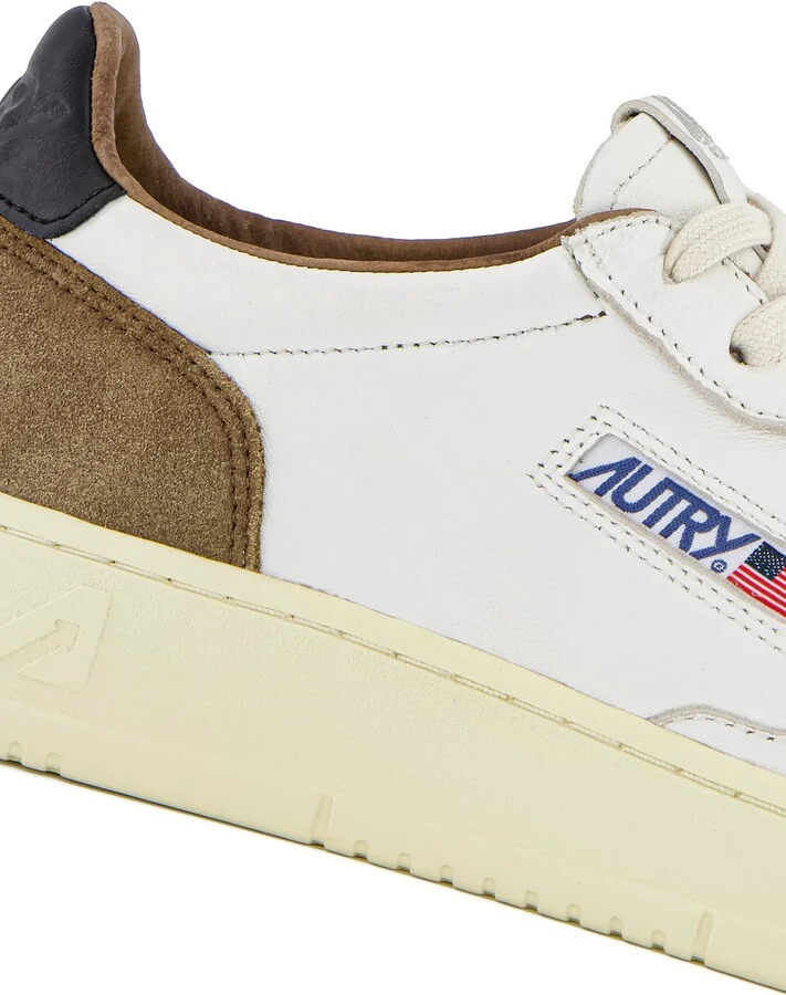 Medalist Low Sneaker - Image 6