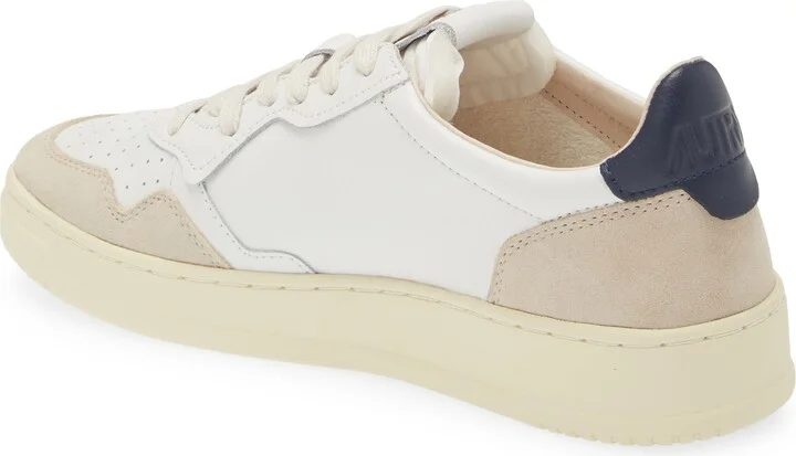Medalist Low Sneaker - Image 7