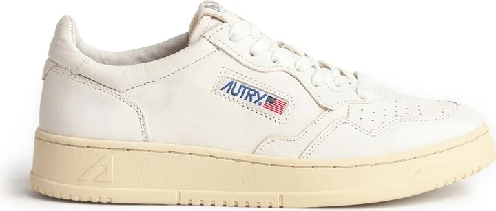 Medalist Low Sneaker - Image 3