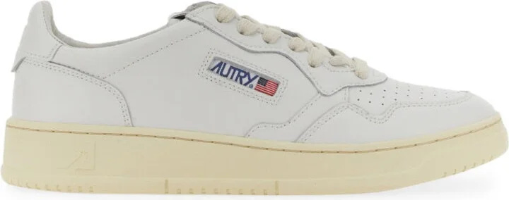 Medalist Low Sneaker