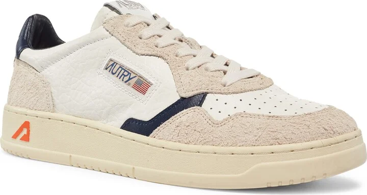 Medalist Low Sneaker