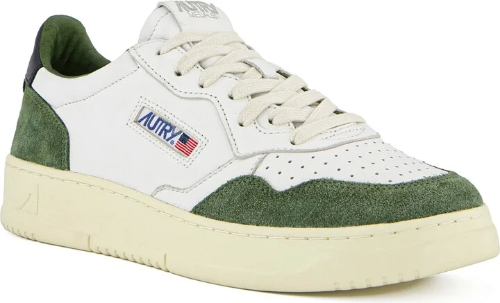 Medalist Low Sneaker
