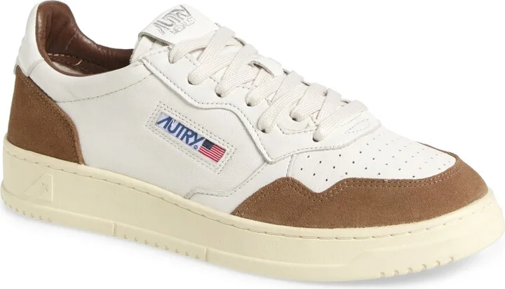 Medalist Low Sneaker