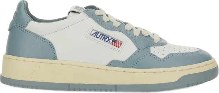 "Medalist Low" Sneaker