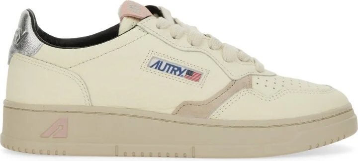 Medalist Low Sneaker