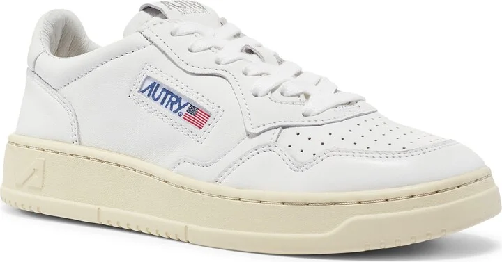 Medalist Low Sneaker