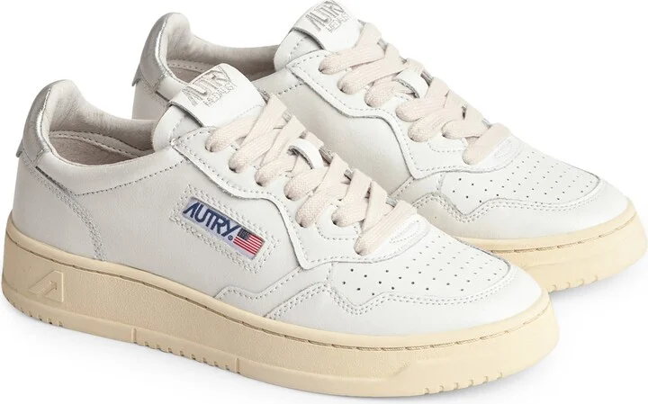 Medalist Low Sneaker