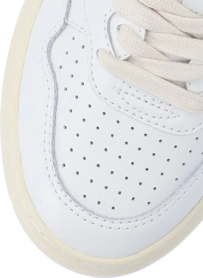 Medalist Low Sneakers - Image 5