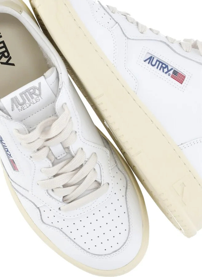 Medalist Low Sneakers - Image 5