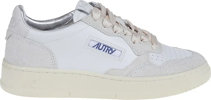 White/white