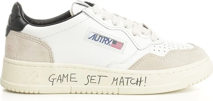 Medalist Low Sneakers Gold