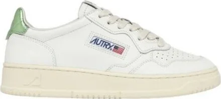 Medalist Low Sneakers