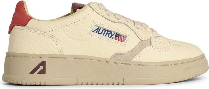 Medalist Low Sneakers