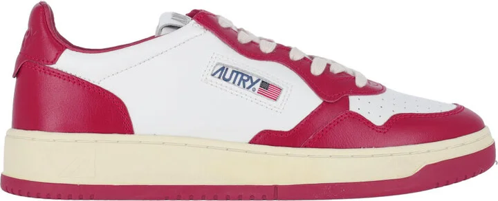 medalist Low Sneakers