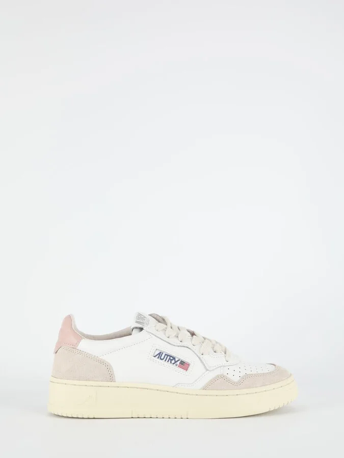 Medalist Low Sneakers